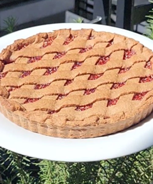 Sesión 12. Pastelería internacional III
Mermelada casera de frambuesa, método de acremado en una masa quebrada, crema mousseline de avellanas, praliné
Tarta linzer